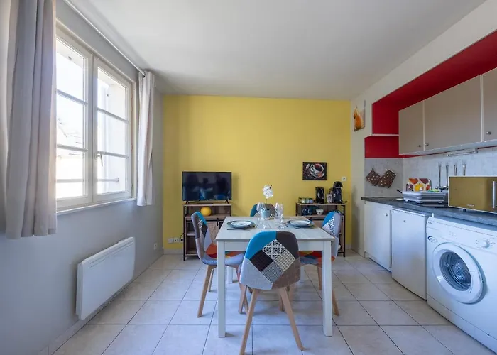 Le Gite D'isa Апартаменты *